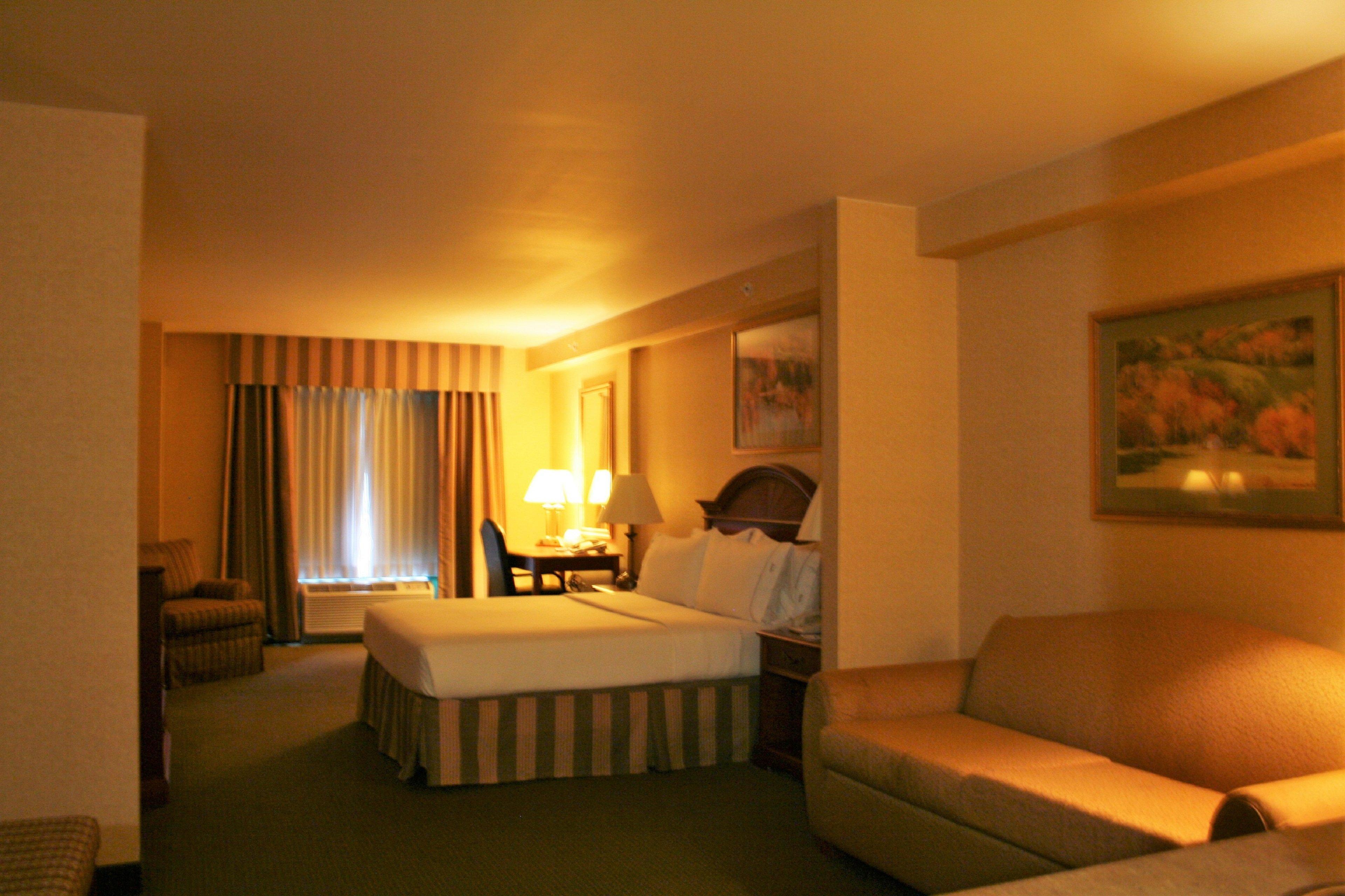 Holiday Inn Express Hotel & Suites Drums-Hazelton, An Ihg Hotel Esterno foto