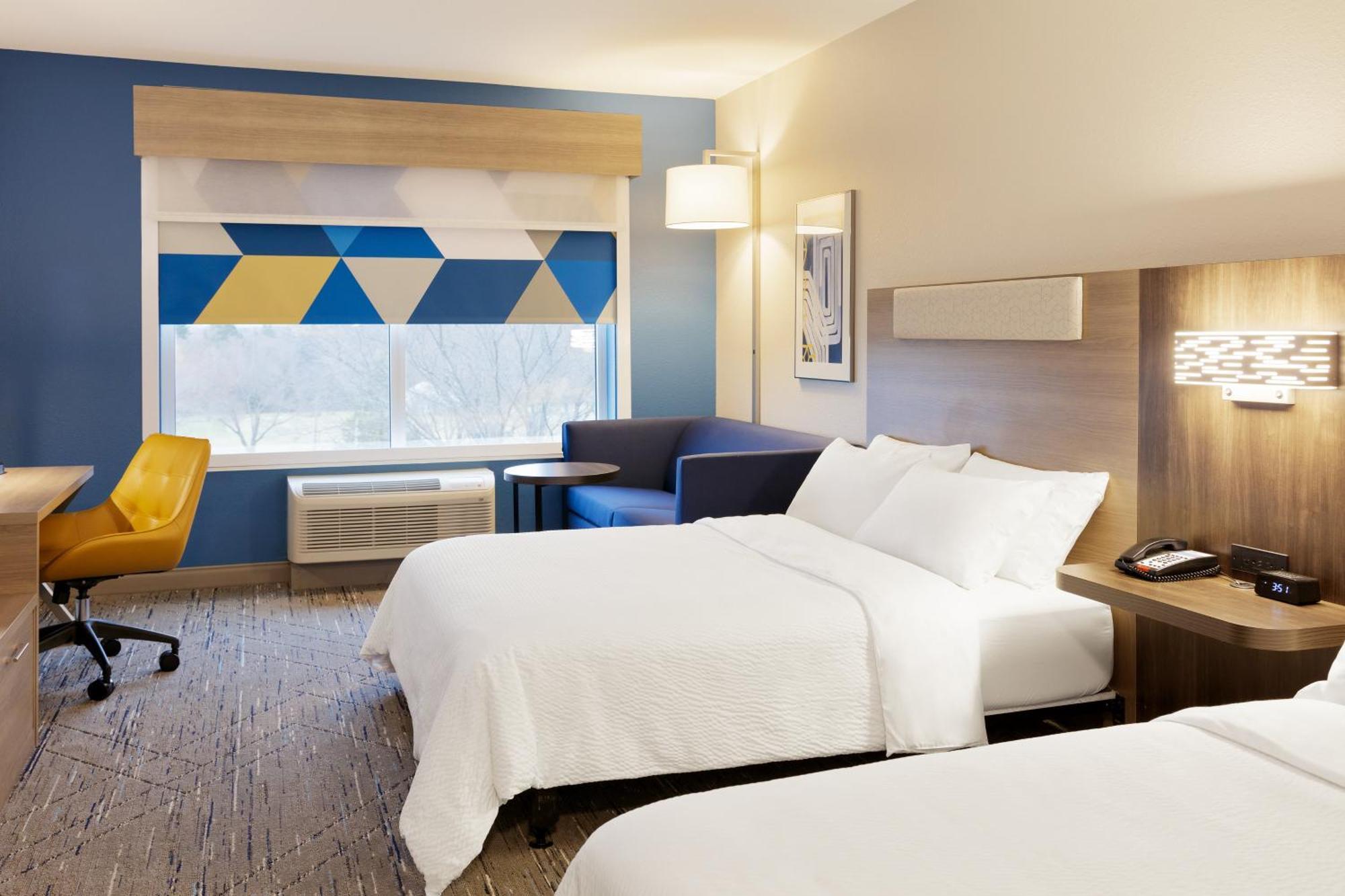 Holiday Inn Express Hotel & Suites Drums-Hazelton By Ihg Esterno foto