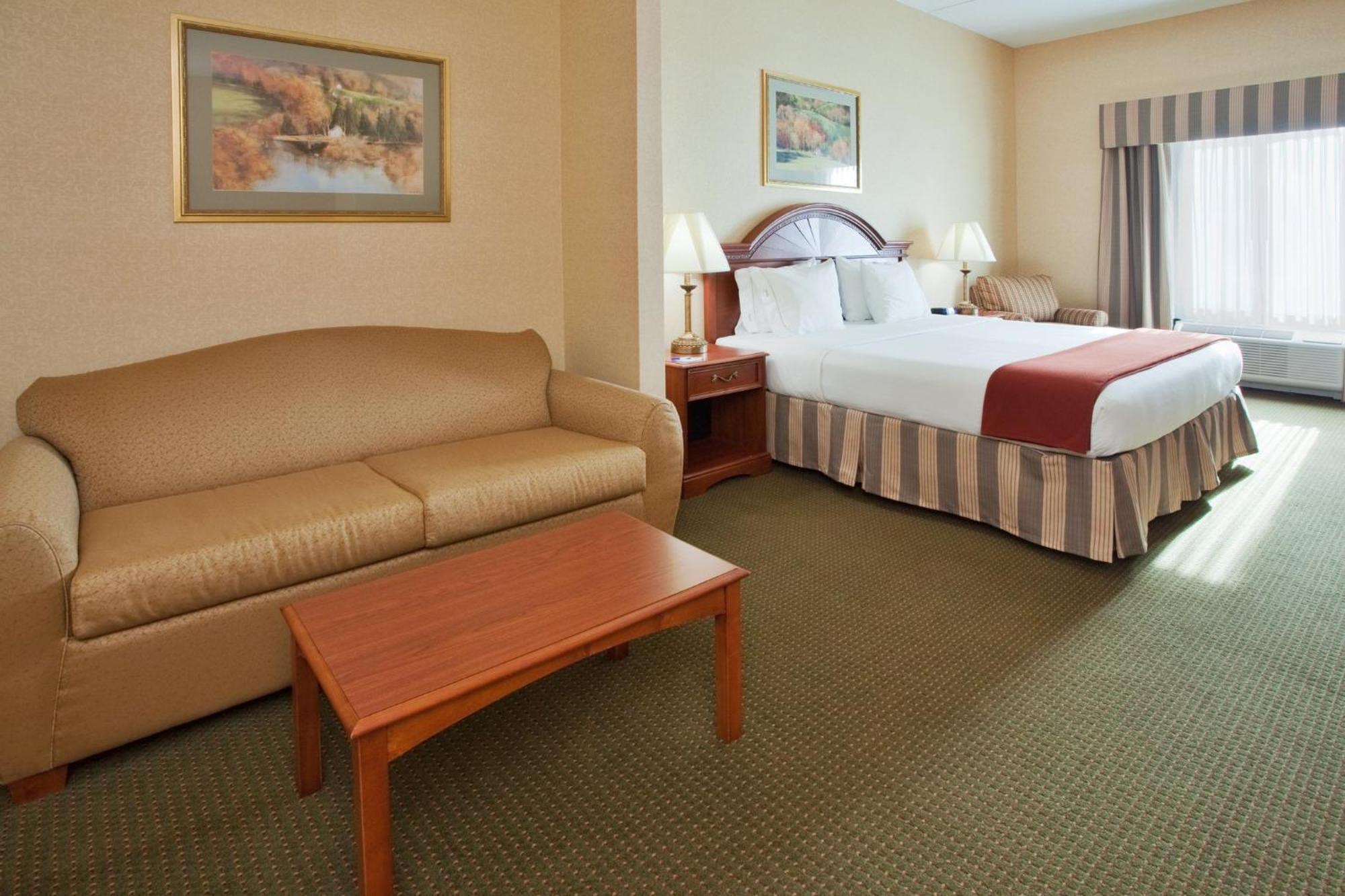 Holiday Inn Express Hotel & Suites Drums-Hazelton By Ihg Esterno foto